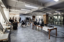 *코워킹 오피스 [ slowstudio ] storage+exhibition into co-working space | Chinese architecture, Coworking space, Office interiors