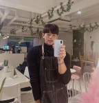 좋아요 2,913개, 댓글 40개 - Instagram의 박세진(@3ejin)님: 마감하고 혼자 책읽고 공부하는거 너무좋다🙂 —— #카페 #카페폴린... 