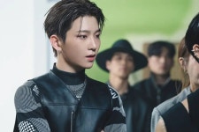 Pin page Pin by Dashi ^⁠_⁠_⁠_⁠_⁠_⁠_⁠_⁠_⁠_⁠^ As on 💫Sunjung and his 현들이✨ | Kicks, Boy groups, Album