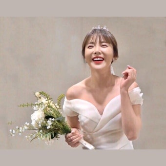 #홍진영 #웨딩드레스 #언니세상예뻐버리기 #홍블리 #미우새 #쌈바홍 #hongjinyoung #hongvely #sambahong #팬스타그램 #홍블리너스...