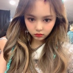 E:U 이유 Fancafe update 120421 em 2021 | Feminino