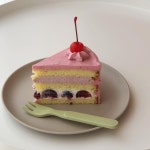 Cake__Collection에 있는 ᴸᴬᵁᴿᴱᴺ로렌님의 핀 - 2020 | 식품 아이디어, 케익, 미식가