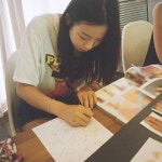 #솔지감성 이 가득 담아 탄생한 #솔지x체리코코 콜라보레이션의 시그니처 제작현장 비하인드 컷을 살짝쿵 공개합니다!❤ #맛점하세요 #반응이... 