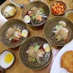 Instagram의 먹스타그램 (쩝쩝박사👩🏻🎓✨)님: “시원~한 메밀 냉소바에 메밀 만두랑 메밀 돈까스까지😚 메밀 파티... 