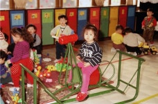 Pin page 영등포의 한 어린이집 | High chair, Chair, Furniture