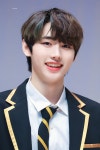 Pin page EN— FAN SIGNING에 있는 𝗘𝗜𝗥𝗡𝗘𝗟𝗔 𝗬𝗔𝗡𝗚 ᥫ᭡님의 핀 | 케이팝, 남편, 형제