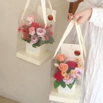 Instagram의 평택꽃집_힐링플라워 정다혜🌷님: “. 이번 어버이날 비누꽃센터피스 넘이뿌됴? 매장오셔서 실물보시고... 