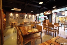 모던 식당 - Google Search | Space restaurants, Korean restaurant