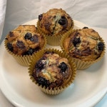 블루베리 머핀💙 블루블루한 색감이 안나와서 아쉽구,, 보고 있자니@욘두 생각이 나더라구용😁😁 너무 예뻐서 미소가 저절로... 