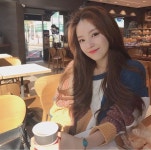 영이 บน Instagram: “여러분 요 니트는 3월쯤? 진행될꺼같아요 ♡ 샘플 작업들어갔는데 좋은 원단사용하고 싶어서 시간이...