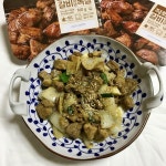 #쿠캣마켓 #갈비양념목살 쿠캣포차 신상 갈비 양념 목살 ! 쿠캣하면 또 불맛 장인이라 목살에서 불맛 가득가득하고  양념도 단짠이라 맛있어 T... 