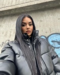 사브리나인혜화 | Pin page 𝑆 𝐴 𝐵 𝑅 𝐼 𝑁 𝐴 | 사브리나 on Instagram en 2024