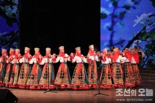 이채롭고 인상깊은 예술공연(2)-제31차 4월의 봄 친선예술축전장을 찾아서-