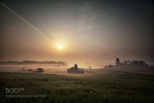 The trajectory of the planet - 안성 목장 철수 무렵 비행운의 궤적에 태양이 맞닿았다..  ㅋㅋ   유성 같네..ㅎㅎ | Landscape... 