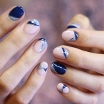 #미니멀네일 #라인네일 #실버라인으로 #세련되게😍 #unistella #daily_unistella #daily_unismani #minimalna… | Round nails, Nail... 