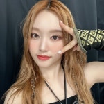 ★ bbgs >~<에 있는 핀 | 소녀, 아이돌, 케이팝