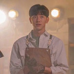 남 윤 수에 있는 n d a님의 핀