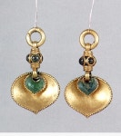 신라시대의 것과 비교했을 때 어떤 장식품이 우수하다고 판단하는 것은 무리가 있겠지만 아무래도 가야시대때의 장식품이 더 발달되었다는... 