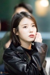 170423 인기가요 사전녹화 역조공 아이유 직찍 by 미스터신 - 2020 | 짧은 머리, 머리, 얼굴 사진