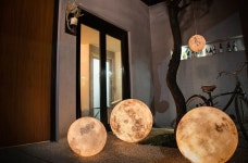 달을 품은 루나문 램프 #램프 #조명 #디자인조명 #달 #루나문 #루나 #luna #moon #designlighting #lamp | 장식 아이디어, 집 꾸미기, 인테리어