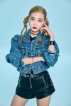 Pin page #MINSEO #WOO!AH! #EXCLAMATION #WOO!AH! #민서 #우아! | Twiceミナ, ロールモデル, ガールズグループ