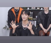 Pin page Pin by ❁alice❁ on ATBO(에이티비오) in 2024