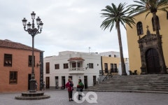 윤여정이 요리하고 박서준이 주문 받는 비현실적인 서비스는 사라졌지만, 그 흔적은 대서양 남국의 섬에 남아있다. <윤식당 2>를 촬영한 곳은... 