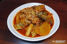 매콤~단짠~ 중독성있는 빨간 맛!  코다리찜  매콤~단짠~  중독성있는 빨간 맛!    코다리찜 