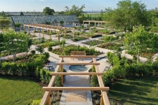 The Davines Village Outside Parma Gets a Green Addition Pin on 조경_텃밭