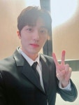 찬희 ᰔ에 있는 henssnun0hv님의 핀 - 2024