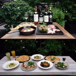 BistroMov(@bistro_mov)님: &quot;•&lt;오늘은 비스트로 모브에서&gt; 도심속 자연과 함께 최고 음식과 분위기! 비스트로 모브 입니다... 