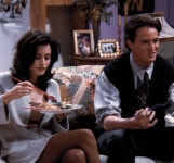 Pin by ilhem일함 on Friends | Monica and chandler, Best friends, Monica geller