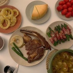 Pin page CODE.H 💞코드에이치 디자이너 & 디렉터 trên Instagram: “올해 크리스마스는 스윗홈에서🎅🏻🎄 (❤︎ 사랑해요 로켓프레시)... 