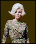 Monroe sweet에 관한 상위 25개 이상의 Pinterest 아이디어 | 마릴린 먼로, Benjamin moore beige 및 마를린 먼로 1962년