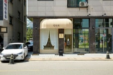 화이트우드톤 깔끔한 15평 애견미용실 인테리어 (남양주 별내동)