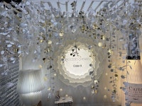 Architectural French Paper에 있는 핀