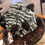 요즘 하루에 한번은 꼭 먹고있어여😝 어떻게 이르케 맛있을수 있냐구~~ 단 먹고나면 넘 추워서  오돌오돌 떨면서 간다는 단점이... 