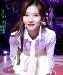 트와이스, 사나: 예쁘다 해줘요.. | 금발, 미니 드레스, 핫핑크
