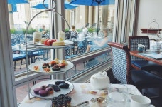 알로마카롱앤디져트(alo macarong&dessert) | Afternoon tea set at the waterfront ㆍ ㆍ ㆍ #afternoontea#teaset#oolong#jasmine#roweswharf#desserts#salmon#sandwich#macaron#blt...