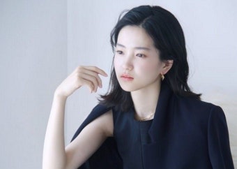 Fashion에 있는 Semi J님의 핀 | 여배우, 연예인, 사진