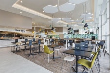 restaurant ©BleuVertConcepts #BleuVertConcepts #RestaurantDesign ©StéphaneDurieu | 식당 LAtelier Cafétéria Leclerc... 
