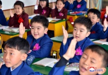 조선에서 주체107(2018)년 새 학년도 시작 | 새