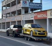 Car trailers - haulers에 있는 핀