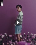 W Korea on Instagram: #광고 카메라와 깊이 교감하며 눈을 마주치는 여유로운 뷔, 그리고 수줍은 미소까지 모두 담았습니다. 뷔의 수줍은... 