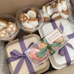 Instagramda #연두네양과점#공덕마카롱: “#연두네양과점 블랙핑크 해외팬분께서 주문해주신 디저트 #blackpink #jisoo 블랙핑크... 