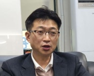 [한국人] 서울 엔지니어, 강화에서 꽃 피우다 김석범 대한측량토목설계사무소 대표 강화 성공 스토리