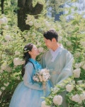 Pin page 모아한복 Moa Hanbok on Instagram: 높아지는 기온에 야외 촬영을 걱정하시는 분들이 많으셔서🥵☀️ 모아에서 야외촬영... 