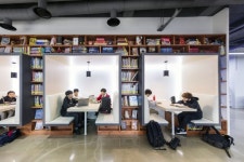 서울외국인학교 중학교 도서관