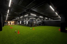 모던하고 심플한 120평 축구 재활운동센터 인테리어 모던하고 심플한 디자인의 120평 축구 재활운동센터 인테리어 업체... 