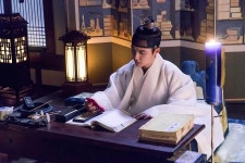 [도경수] 조선 최고의 설렘유발자 등장! 월요병 없애는 ‘백일의 낭군님’ 스틸 대방출! : 네이버 포스트 - 2020 | 한국, 사람, 한복